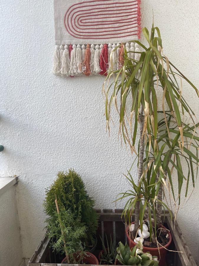 Besthomestay- Caparica Beach Lisbon Almada Exterior photo