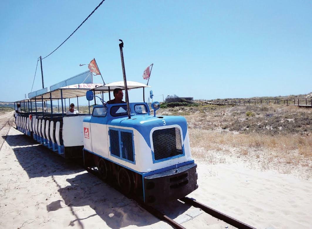 Besthomestay- Caparica Beach Lisbon Almada Exterior photo