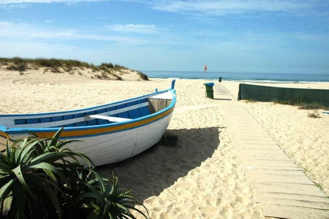 Besthomestay- Caparica Beach Lisbon Almada Exterior photo